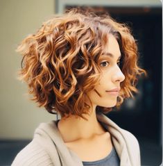 Blending Gray Hair Brunettes Short Curly, Short Wavy Haircuts For Round Faces Naturally Curly, Chin Length Curly Hair, Chin Length 2c Curly Hair, Permed Gray Hair Curly Bob, Bubble Bob, Pelo Bob Ondulado, Short Curly Hair Fat Face Girl, 80s Hair Short Wavy Bobs