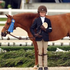 My kid :) Horseback Riding Party, English Horses, Rider Girl, Hunt Seat, Jumping Horse