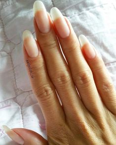 Fall Nails Oval, Long Oval Nails, Oval Nails Designs, Nails Oval, Natural Nail Art, Simple Fall Nails, Long Nail Designs, Nail Growth