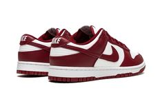 Nike Dunk Low Team Red, Nike X Travis Scott, Low Air Jordan 1, Baskets Adidas, Team Red, Jordan 8, Red Team, Dunks Nike, Adidas Spezial