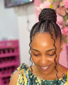 Simple Hairstyles Cornrows With Loose Hair, Simple Shuku Hairstyles, Cute Corn Rows Hairstyles Black Hair, Simple Corn Row Styles, Corn Row Goddess Braids, Corn Rows And Braids, Simple Weaving Hairstyles, Simple Cornrow Braids, Simple Cornrows For Black Women