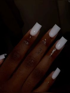 Nail Ideas Square White, Simple Cute Holiday Nails, Short Almond Acrylic Nails Milky White, White Acrylic With Design, White Simple Acrylic Nails, Short Simple Acrylic Nails Square, Nails Acrylic Plain Colors, Acrylic Nails Medium Square, White Nails On Black Women