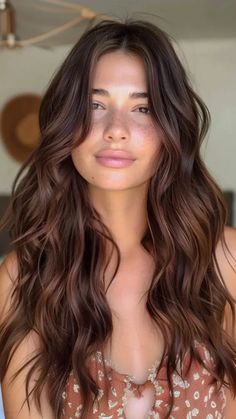 Person with long wavy brown hair and freckles, looking directly at the camera. Hair Highlights Lowlights, Fall Hair Highlights, Style For Autumn, Highlights Lowlights