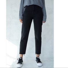 Brand New Pacsun High Rise Straight Leg Jeans In The Color Stark Black Jeans Pacsun, High Rise Straight Leg Jeans, Black Mom Jeans, High Rise Straight Jeans, Pacsun Jeans, Mom Jean, High Jeans, Colored Jeans, Pacsun