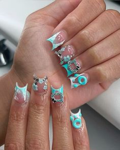 Teal Acrylic Nails, Acrylic Toes, Finger Nail Art, Claw Nails, Glow Nails