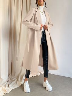 Damasco Casual Collar Manga Comprida Tecido Simples Cruzado Embellished Não elástico Chic Female Outfits, Women's Office Wear, Cream Coat Outfit, Winter Mode Outfits, How To Wear Ankle Boots, Women Outerwear, Beige Coat, Coat Outfit