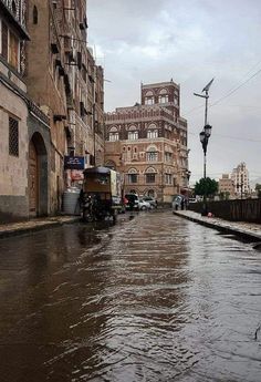 a street that has some water on it