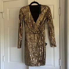 New With Tags. Never Worn. Size Small Gold Cocktail Dress For Winter, Gold Mini Dress For Winter Party, Gold Dress For Date Night In Winter, Gold Dress For Winter Night Out, Gold Dress For Winter Date Night, White Lace Bodycon Dress, Rose Gold Sequin Dress, Shift Dress Pattern, Gold Sequin Dress