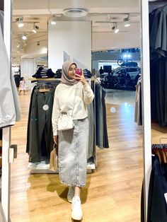 #ootd #ootdhijab #hijab #ootdrokjeans #outfit #outfitoftheday #outfitstyle #fyp Mix N Match, Indonesia