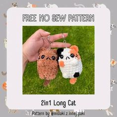 two small stuffed animals are being held by someone's hand with the caption free no sew pattern