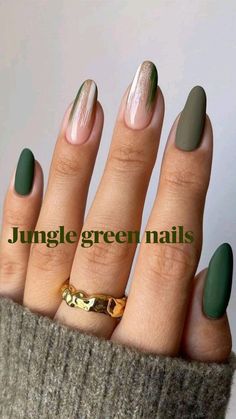 Neutral Trendy Nails 2024, November Nail Art, November Nail Designs, Olive Nails, Dark Green Nails, September Nails, Green Nail Designs, Smink Inspiration