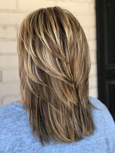 Medium Long Hairstyles For Women Over 40, Hair Style For Fine Hair Over 50 Shaggy Haircuts, Angled Layers Medium Hair, Fine Layered Hair Medium, Feather Layer Haircut Medium, Medium Layered Haircuts For Thinner Hair, Feathered Hairstyles Medium Over 50, Very Layered Hair Medium, Feather Cut For Medium Hair