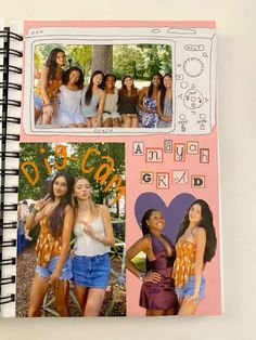 Scrapbook Names Ideas, Summer Diary Ideas, Scrapbook Yearbook Ideas, Sorority Scrapbook Ideas, Scrapbook Ideas Highschool, Scrapbook Photo Ideas, Scrapbook Ideas Photos, Summer Camp Scrapbook, Summer Scrapbook Cover