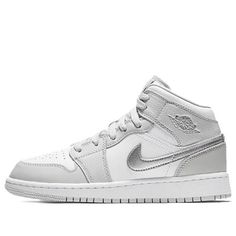 (GS) Air Jordan 1 Retro Mid 'Grey Fog' 555112-012 (AJ1/SNKR/Women's) Tenis Nike Jordan, Air Jordan 1 Retro Mid, Jordan 1 Retro Mid, Air Jordan 1 Mid, Air Jordan 1 Retro, Jordan 1 Mid, Jordan 1 Retro, Gray Suede, Air Jordan 1