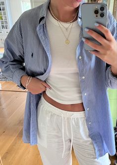 Blue Striped Shirt Women Outfit, Outfits With Blue Shirts Casual, Ralph Lauren Blue Striped Shirt Outfit, Blue Striped Shirt Outfit Aesthetic, Ralph Lauren Summer Outfits Women, Ralph Lauren Blue Shirt Women Outfit, Ralph Lauren Striped Shirt Outfit, Blue Stripes Polo Outfit Women