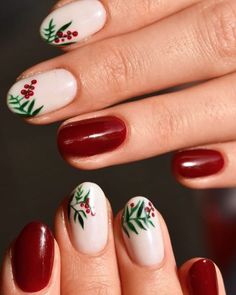 Rosemary and Cranberry Winter Nail Art Idea Manicure Christmas, Christmas Gel, Red Christmas Nails, Festive Nail Art, Cute Christmas Nails, Winter Nails Acrylic, Christmas Nails Easy, Christmas Gel Nails, Red Nail Designs