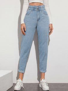 Light Wash Jeans Outfit, Wash Jeans Outfit, Jeans Outfit Women, Jeans Outfit Casual, Causual Outfits, Crop Top Outfits, Fashion Attire, Pinterest Outfits, Fashion Nova Jeans