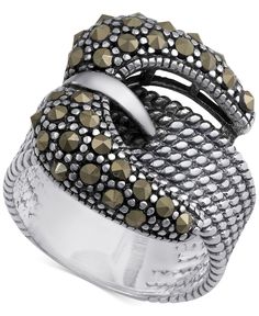 Look sharp in this chic marcasite buckle ring in sterling silver. Silver Jewelry Box, Cleaning Silver Jewelry, Silver Jewellery Indian, Buckle Ring, Fine Silver Jewelry, Silver Jewelry Design, Silver Jewelry Pendant, Silver Jewelry Rings, 925 Silver Jewelry