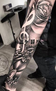 Voll Arm-tattoos, Queen Tattoo