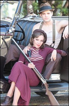 Bonnie Clyde Costume, Bonnie And Clyde Costume, Bonnie And Clyde Halloween Costume, Laura Osnes, Bonnie Parker, Costumes Couples, Couples Diy, Hallowen Costume