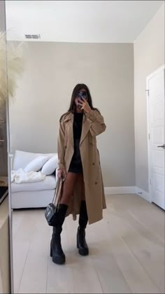 Museum Outfit, Trench Coat Outfit, Outfit Chic, Paris Outfits, Fall Fits, Autumn Outfits, Coat Outfits