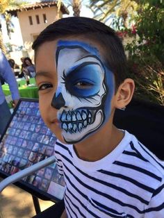 Halloween Facepainting Men, Blue Skeleton Makeup, Blue Face Makeup, Halloween Face Paint Scary, Face Painting Halloween Kids, Skeleton Face Paint, Sugar Skull Face Paint, Kitty Face Paint, Skull Face Paint