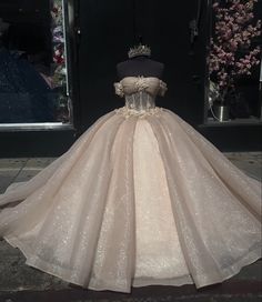 Colorful Quinceanera Dresses, Cream Color Quince Dress, Pearl Quince Dress, Big Princess Dress, Quinceanera Dresses Beige, Beige 15 Dresses, Corset Quince Dress, Cream Color 15 Dress, Sparkly Champagne Quince Dress