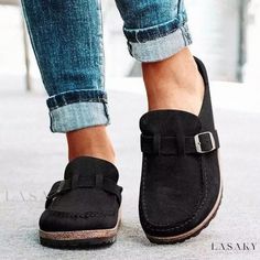 Lasaky - Chic Slip-On Sandals with Adjustable Buckles and Relaxed Fit Types Of Sandals, Carlo Scarpa, Orthopedic Shoes, Office Shoes, Retro Mode, Loafers Shoes, Retro Shoes, Comfortable Flats, Suede Sandals