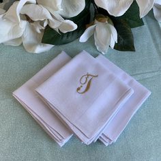 Set of 3 White Handkerchiefs - Custom Monogrammed - Personalized Hankie - Hanky Lot - Gift for Groom White Monogrammed Handkerchiefs For Gift, White Monogrammed Handkerchiefs As Gift, White Monogram Handkerchiefs As Gift, Gift For Groom, Handkerchief Men, Embroidered Handkerchief, Embroidered Initials, Groom Gift, Personalized Embroidered