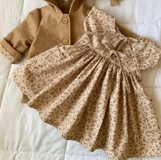 The sweetest little dress for your sweet little one.  This dress features beautiful quality cotton beige floral fabric, double tie back, and big pockets for treasures. Floral Pocket, Big Pockets, Children Clothes, Photo Outfit, Baby Outfits, Toddler Kids