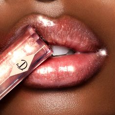 Sheer rose-gold shimmering lip gloss Charlotte Tilbury Lip, Charlotte Tilbury Lipstick, Perfect Lip Color, Shimmer Lip Gloss, Charlotte Tilbury Makeup, Lip Gloss Balm, Makeup 101, Pink Lip Gloss, Lip Lacquer