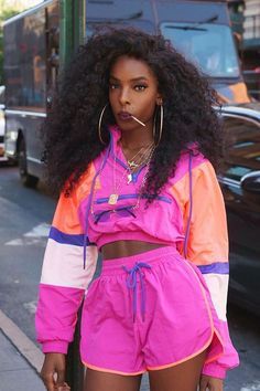 Hip Hop Mode, Look 80s, 90s Outfit, Festival Looks, Mode Inspo, Lounge Set, Mode Vintage