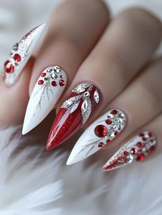 Holiday Glam: 27 Christmas Nails You Cannot Miss Bling Xmas Nails, Christmas Nails Ornament Art Designs, Acrylic Christmas Nails Holiday, Almond Xmas Nails Designs, Christmas Bridal Nails, Festive Winter Nails, Holiday Gold Nails, Christmas Nails Elegant Silver Glitter, Nails Xmas Design