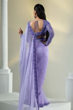 Lavender saree with floral motif embroidery and lace detailed border. Paired with a fully embroidered blouse. - Aza Fashions Traditional Lavender Organza Dupatta, Fitted Purple Organza Saree, Traditional Lavender Unstitched Blouse Piece, Lavender Saree With Unstitched Blouse For Wedding, Lavender Wedding Saree With Unstitched Blouse, Fitted Purple Saree For Reception, Lavender Zari Work Blouse Piece For Wedding, Purple Organza Saree With Unstitched Blouse, Lavender Blouse Piece With Zari Work For Saree