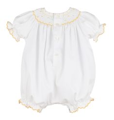 Elevate your little one's wardrobe with Casero & Associates Classic Embrodered Feston Bishop. This baby and toddler girl's smocked bubble features beautiful yellow piping and charming dots, perfect for any dressy occasion. Add a touch of elegance and sophistication to your child's style. Spring White Bubble Romper With Smocked Back, White Cotton Bubble Romper With Smocked Back, White Bubble Romper With Smocked Back For Spring, White Smocked Cotton Bubble Romper, White Cotton Smock Bubble Romper, Cute White Bubble Romper With Smocked Bodice, Classic Baby Clothes, Girls Smock, Baby And Toddler