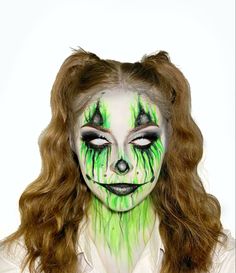 Rave Inspired Makeup, Clown Makeup Neon, Green Clown Makeup, Face Paint Makeup Looks, Spooky Clown Makeup, Crazy Clown Makeup, Maquillaje De Payaso Mujer, Scary Clown Makeup Creepy, Horror Clown Makeup