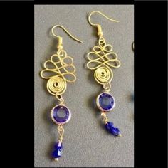 This Listing Is For Wire Wrapped Pair Of Earrings And Has Blue Crystal Beads And Gold Plated Ear Wires. Smoke Free Hone. Earrings For Boys, Wire Patterns, Wrapping Crystals, Blue Crystal Beads, Wire Earrings Handmade, Wire Wrapping Diy, Pinterest Diy Crafts, Pinterest Diy, Wrapped Earrings