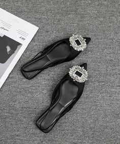 Black Zircon Faux Leather Comfy Walking Sandals Pointed ToeMade of:-Faux Leather Upper.-Rubber sole- cushioned insole.