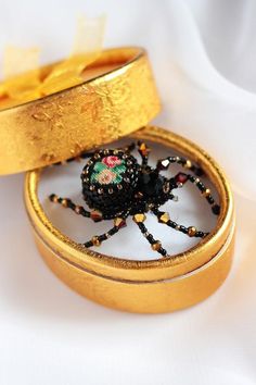 Small spider Gothic brooch for-girlfriend Beaded insect brooch Embroidered Dark fashion Petit point Aesthetic Spider, Gothic Brooch, Spider Brooch, Insect Brooch, Spider Jewelry, Embroidered Jewelry, Jacket Pins, Czech Crystal, Dark Fashion