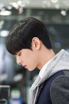 Cha Eun Woo Haircut, Hairstyle 360, Boys Hairstyle, Kang Ho Song, Hair Style Korea, Korean Hairstyle, Straight Hairstyles