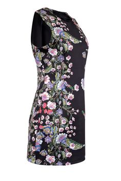 Step out in style with this fabulous sleeveless bodycon dress from Cynthia Rowley! Featuring a bold black and multicolor floral print, this mini dress is perfect for a girls' night out or cocktail hour. Don't forget to RSVP and get ready to have some fun with this playful and flirty floral dress! Size 8 Shell 86% Polyester, 14% Spandex Lining 100% Polyester Fully lined Jewel neckline Sleeveless Exposed black back zipper closure Mini length Bust 35" Waist 32" Shoulder to hem 33" Fitted Floral Print Sleeveless Dress For Party, Sleeveless Bodycon Dress With Floral Print, Sleeveless Bodycon Floral Print Dress, Fitted Sleeveless Mini Dress With Floral Print, Fitted Sleeveless Floral Mini Dress, Sleeveless Printed Floral Party Dress, Multicolor Sleeveless Floral Mini Dress, Multicolor Floral Print Sleeveless Mini Dress, Elegant Multicolor Sleeveless Bodycon Dress