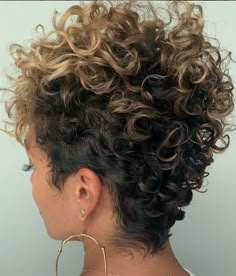 Short Natural Haircuts, Short Curly Hairstyles For Women, Curly Haircuts, Short Curly Haircuts, Short Curls, Haircut Inspiration, Haircuts For Curly Hair, Curly Hair With Bangs