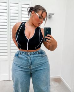 Denim Fit Guide, Plus Size Looks, Curvy Girl Outfits, Cute Casual Outfits, Beauty Women, Plus Size Fashion, Denim Skirt, Plus Size Outfits, Cool Style