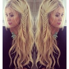 Love her hair! Beach waves with a side braid...boho hairstyle womens long hair loose waves Cute Everyday Hairstyles, Boho Hairstyle, Smink Inspiration, Long Hai, Long Blonde Hair, Long Hair Women, Boho Hairstyles, Everyday Hairstyles