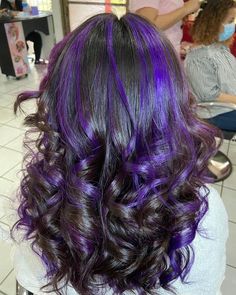 Purple Dye Hair Ideas, Cute Purple Hair Dye Ideas, Purple And Black Hair Curly, Jade West Purple Hair, Purple Skunk Highlights, Purple Highlights Black Hair Curly Hair, Black With Colored Highlights, Purple Blonde And Black Hair