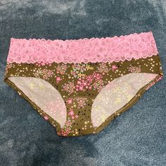 Women’s Size Xl Never Been Worn With Price Tag Floral Green With Pink Mesh Waist Band Victoria Secrets, Gold Labels, Green Satin, Red Crystals, Price Tag, Waist Band, Vs Pink, Victoria Secret, Women's Intimates