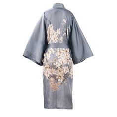 The mulberry silk kimono print robe is, soft color, soft and comfortable, and silky skin-friendly, the combination of pure mulberry silk material and exquisite digital inkjet printing is more elegant and luxurious.● Sexy V-neck, showing the soft line of the neck and modifying the face.● The loose three-quarter sleeves are comfortable and easy for the wrist to move freely.● The waist tie design breaks mediocrity, improves the waistline, and shows the perfect proportion.● Inner ties design, Inner Elegant Spring Kimono For Sleep, Elegant Spring Kimono For Home, Elegant Spring Home Robe, Silk Kimono With Floral Print For Loungewear, Silk Wrap Kimono For Loungewear, Silk Robe With Kimono Sleeves For Sleep, Elegant Floral Print Wrap Robe, Elegant Summer Relaxation Kimono, Spring Satin Kimono For Loungewear