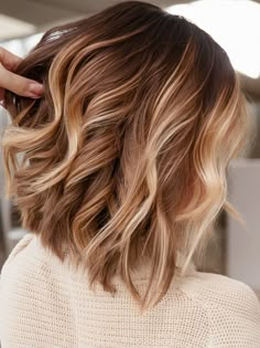 Fall Highlights For Blondes, Highlights For Blondes, Copper Lowlights, Trendy Bob Haircuts, Fall Haircut, Fall Highlights, Trendy Bob, Bronde Balayage, Fall Hair Cuts