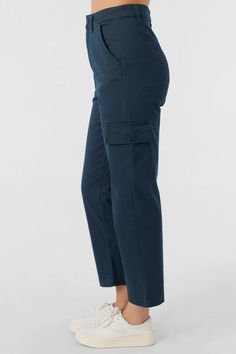 Super comfy cargo pant that's perfect for travel or everyday wear. It features a solid color design and classic cargo details. O'Neill Women's cargo pant 27" Inseam 12 3/4" Front rise Relaxed fit Side cargo pockets Classic back pockets 97% Cotton, 3% Elastane Women Cargos, Cargo Pants Women, Cargo Pant, Wear It, Cargo Pants, Heathers, Color Design, Everyday Wear, Relaxed Fit