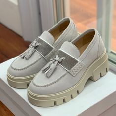 Casual Tassel Loafers With Rubber Sole, Casual Tassel Loafers With Round Toe For Fall, Casual Flat Tassel Loafers For Fall, Casual Tassel Loafers For Fall, Trendy Tassel Loafers With Round Toe For Fall, Casual Loafers With Contrast Sole For Fall, Casual Fall Loafers With Contrast Sole, Fall Tassel Slip-on Moccasins, Casual Slip-on Tassel Loafers With Flat Heel